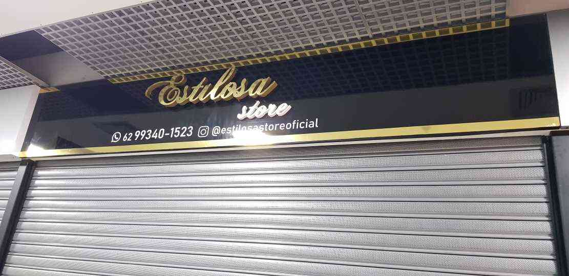 Outro exemplo de fachada em ACM do acervo da Big Letras